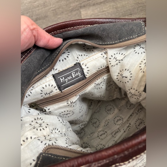 Myra Bag Cowhide Leather Western Hobo Cotton Adjustable Strap Crossbody Bag - Picture 11 of 15